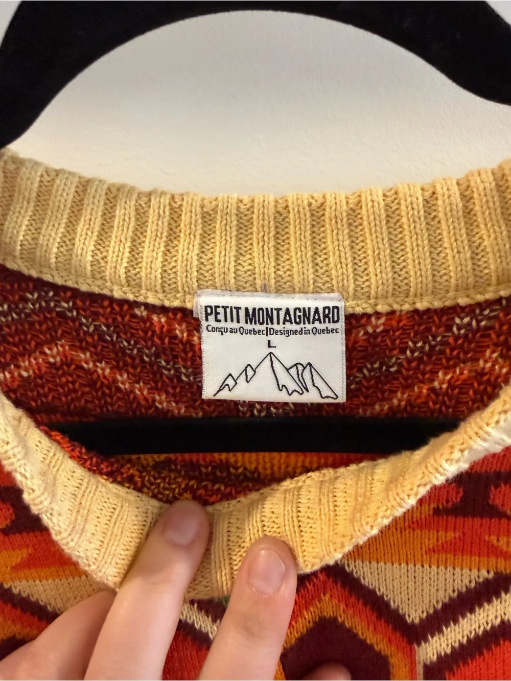 Crewneck Geometric Pattern Sweater in Red, Orange & Cream - Picture 5 of 6